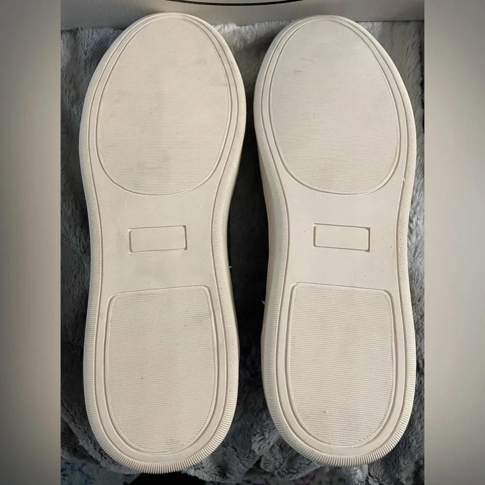 Steve Madden Men's Layton Lace Up Sneakers Grey Nubuck 10.5